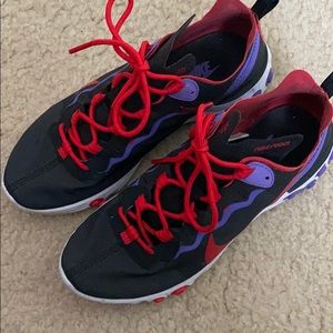 Nike tennis’s shoes